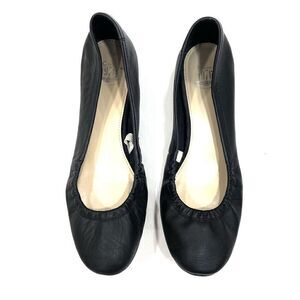 1976 Leather Flexible Flats